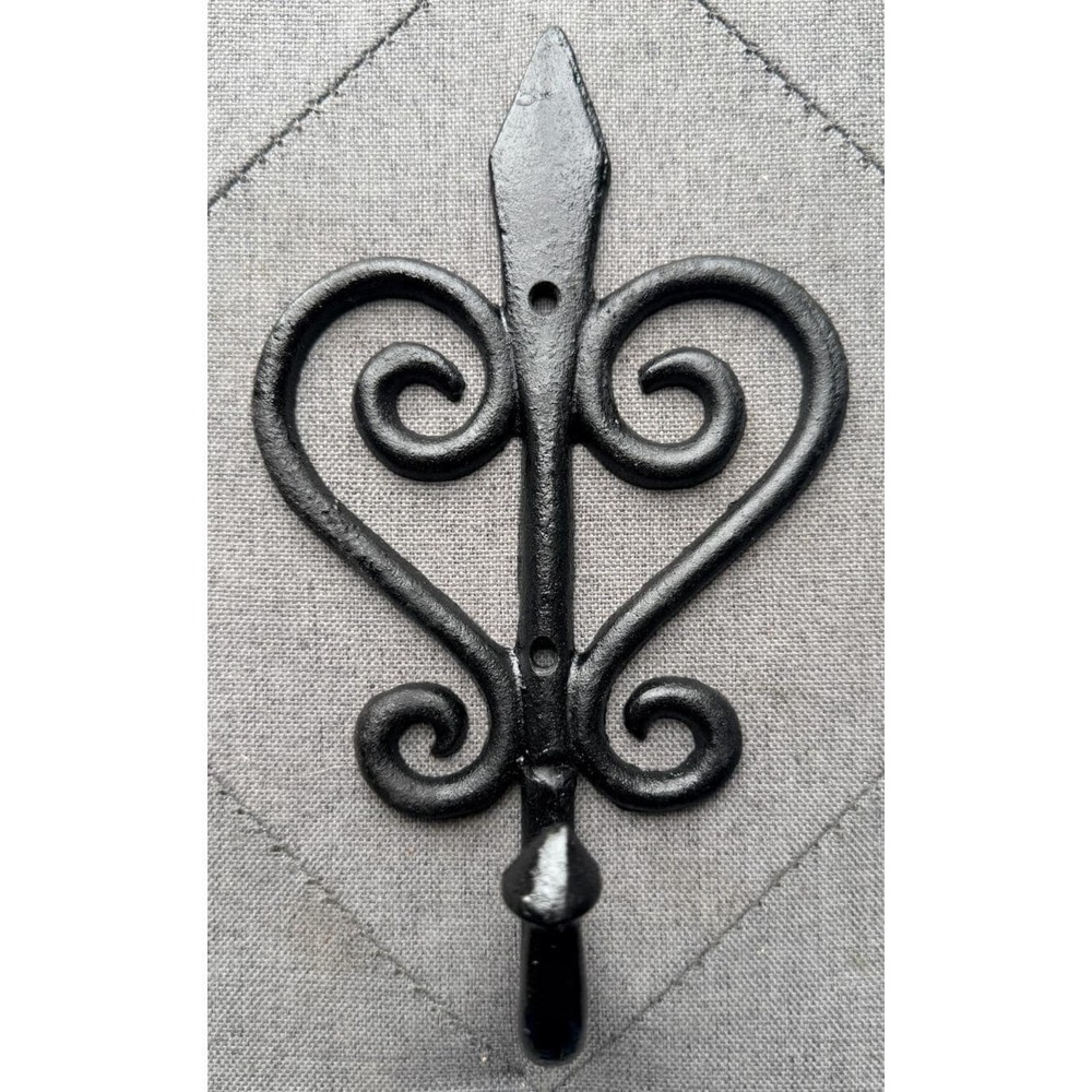 Vintage Cast Iron Hook Wall Hanger Matte Black Rustic USA heart scroll (C)